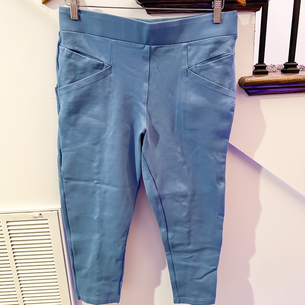 Betabrand 7 Pocket Blue Cropped Skinny Yoga-Work Pants
